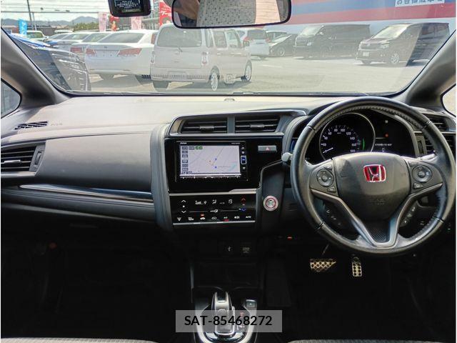 Honda FIT HYBRID 2018-02 8371659-8