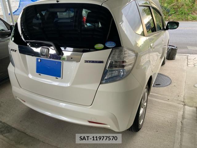 Honda FIT HYBRID 2010-12 8412445-2