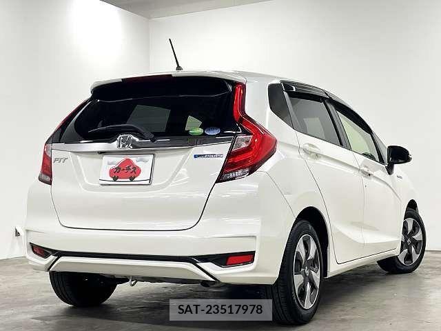 Honda FIT HYBRID 2018-03 8412438-2