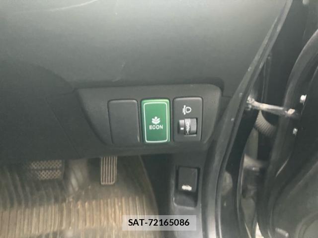 Honda FIT HYBRID 2012-04 8412444-14