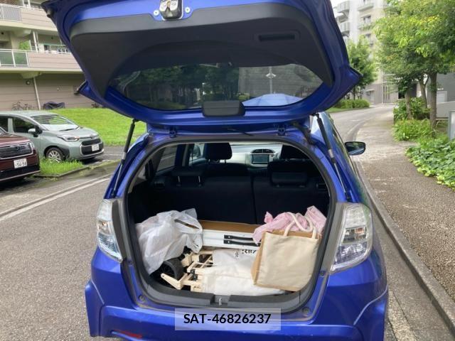 Honda FIT HYBRID 2011-07 8412451-21