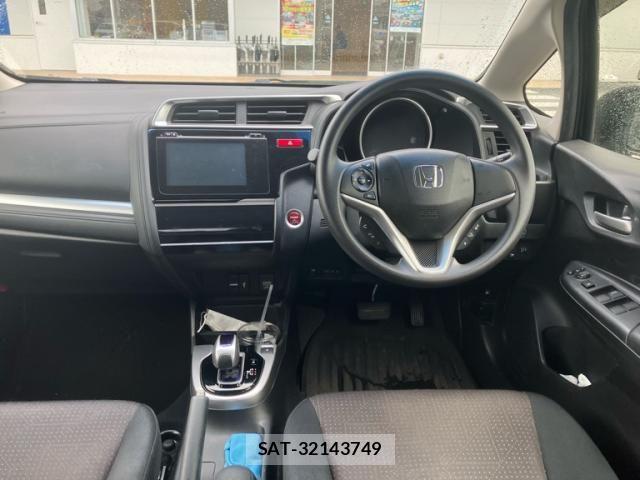 Honda FIT HYBRID 2014-03 8412449-12