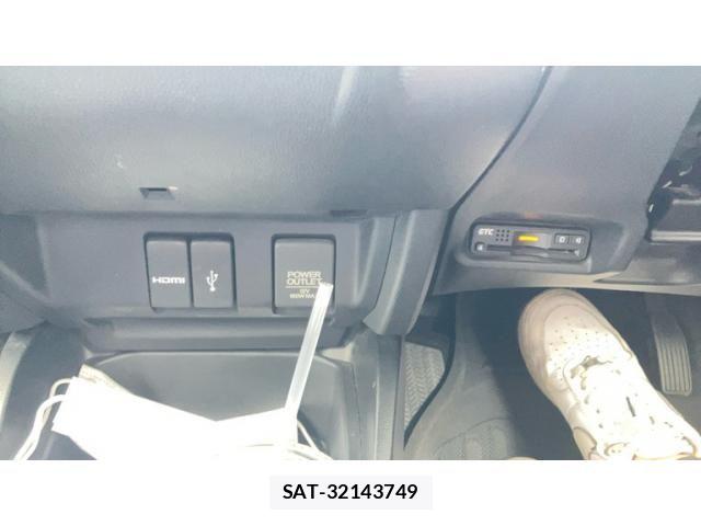 Honda FIT HYBRID 2014-03 8412449-21