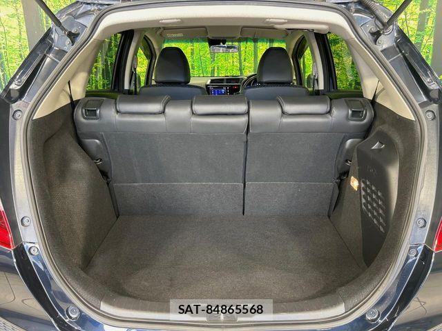 Honda FIT HYBRID 2015-12 8438125-9