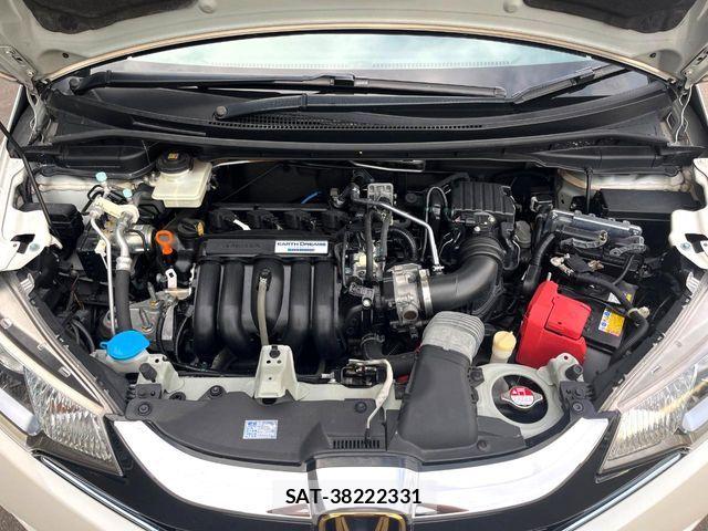 Honda FIT HYBRID 2016-10 8457480-18