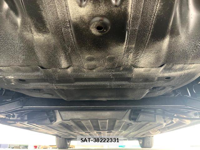 Honda FIT HYBRID 2016-10 8457480-19