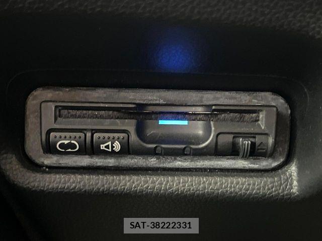 Honda FIT HYBRID 2016-10 8457480-6