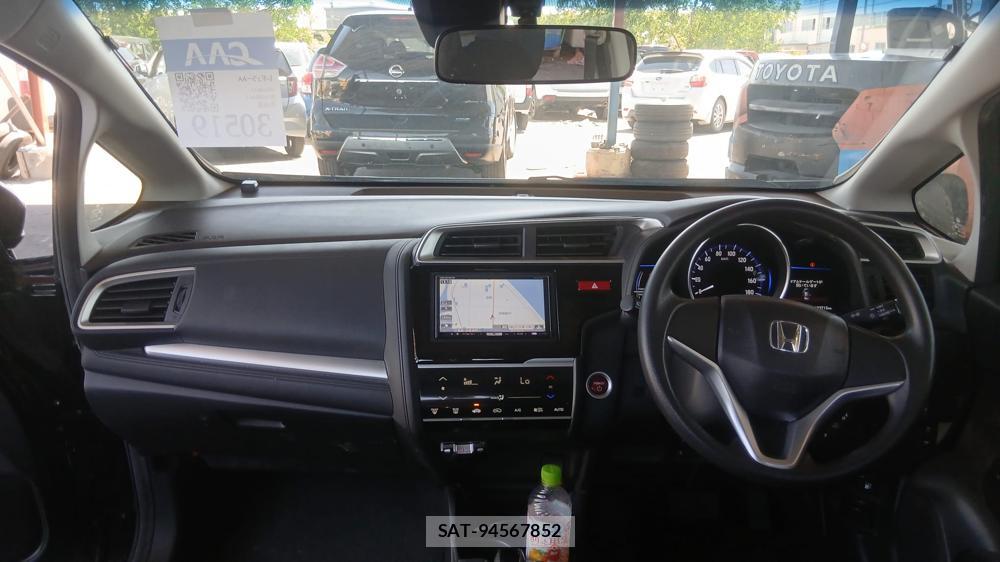 Honda FIT HYBRID 2013-10 7490259-12