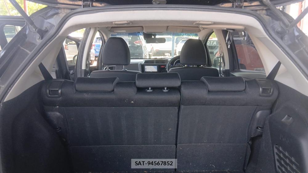 Honda FIT HYBRID 2013-10 7490259-19