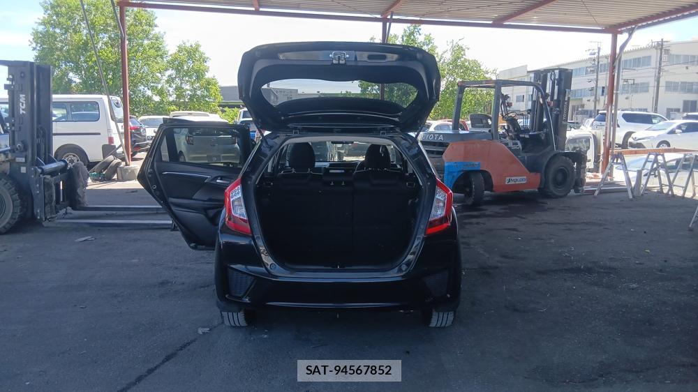 Honda FIT HYBRID 2013-10 7490259-21