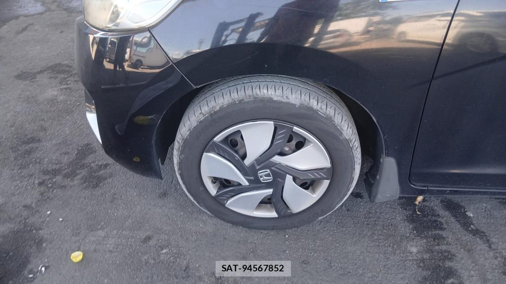 Honda FIT HYBRID 2013-10 7490259-24