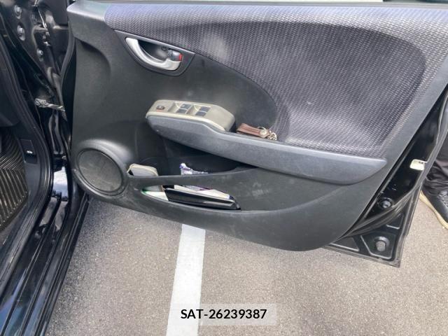 Honda FIT HYBRID 2011-07 8457485-9