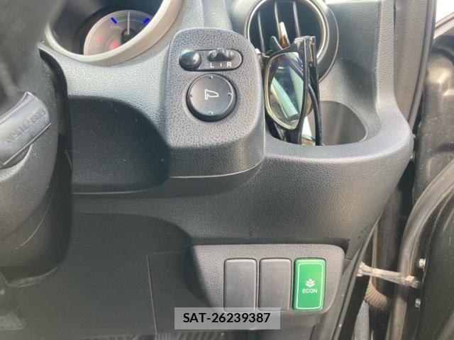 Honda FIT HYBRID 2011-07 8457485-16
