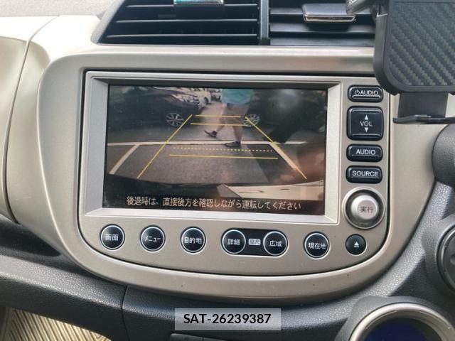 Honda FIT HYBRID 2011-07 8457485-19
