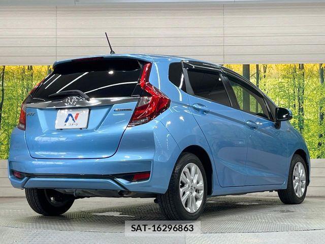 Honda FIT HYBRID 2017-09 8457481-16