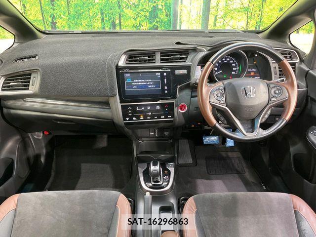 Honda FIT HYBRID 2017-09 8457481-1