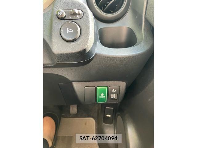 Honda FIT HYBRID 2011-10 8524884-19