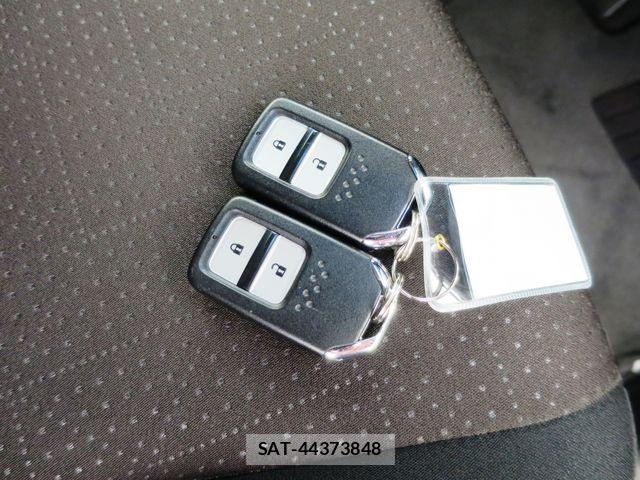 Honda FIT HYBRID 2015-07 8524878-20