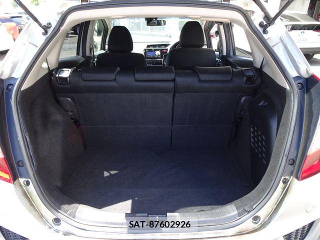 Honda FIT HYBRID 2013-09 8561929-21