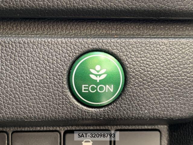 Honda FIT HYBRID 2017-08 8561918-10