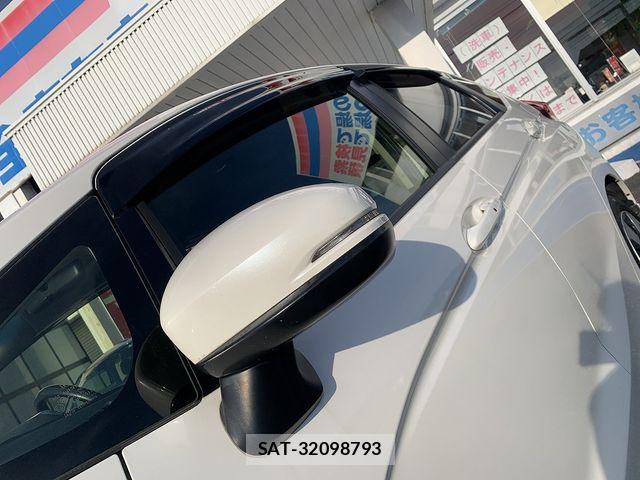 Honda FIT HYBRID 2017-08 8561918-25