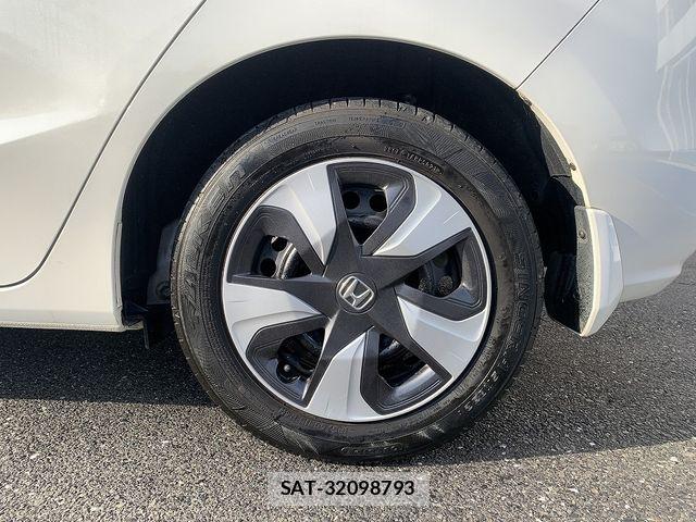 Honda FIT HYBRID 2017-08 8561918-27