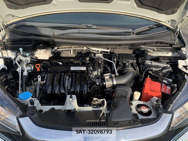 Honda FIT HYBRID 2017-08 8561918-29