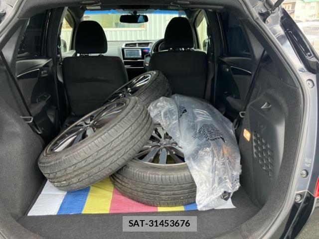 Honda FIT HYBRID 2014-02 8561923-10