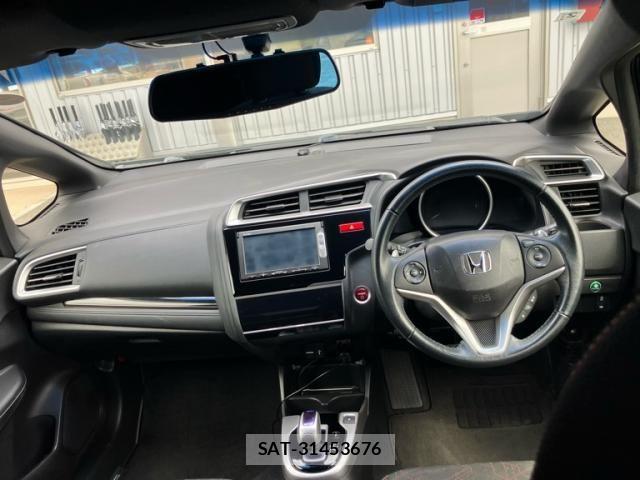 Honda FIT HYBRID 2014-02 8561923-13