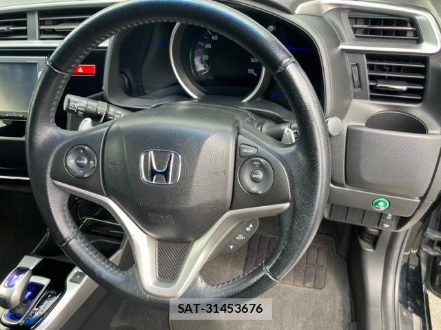 Honda FIT HYBRID 2014-02 8561923-17