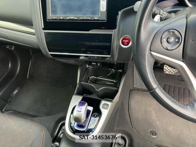 Honda FIT HYBRID 2014-02 8561923-18