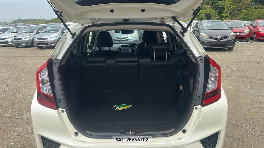 Honda FIT HYBRID 2013-10 8412442-23