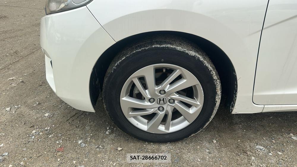 Honda FIT HYBRID 2013-10 8412442-25