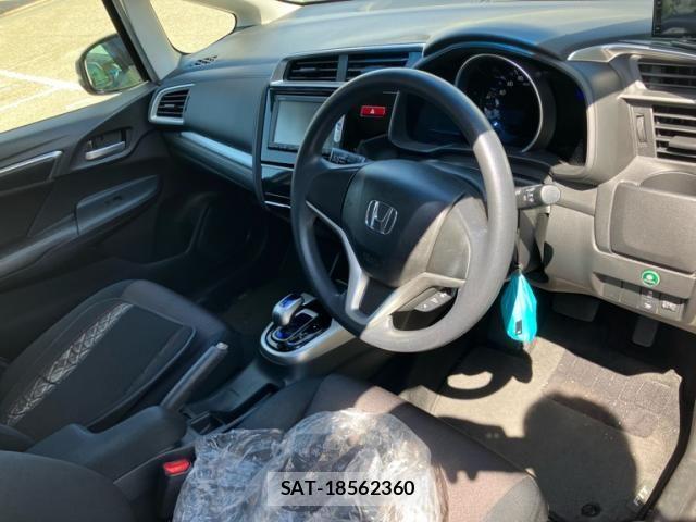 Honda FIT HYBRID 2014-06 8626797-11