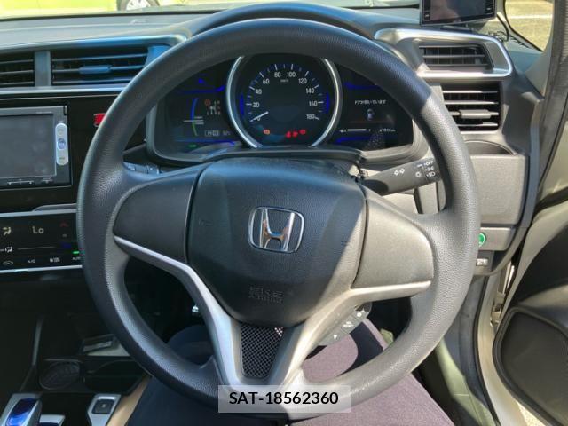 Honda FIT HYBRID 2014-06 8626797-15