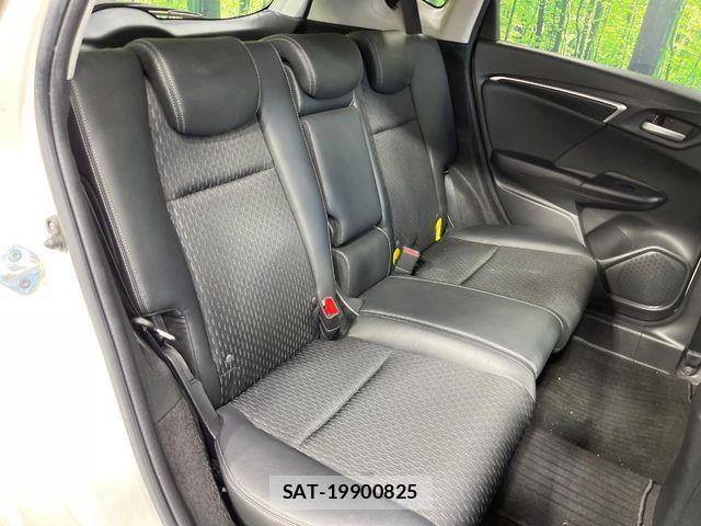 Honda FIT HYBRID 2016-02 8626783-8