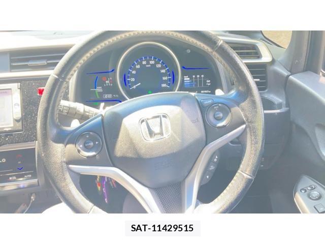 Honda FIT HYBRID 2014-04 8626793-13