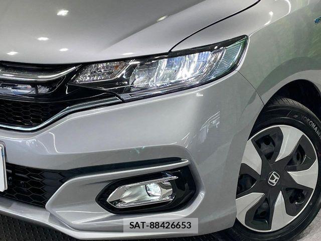 Honda FIT HYBRID 2018-12 8626782-12