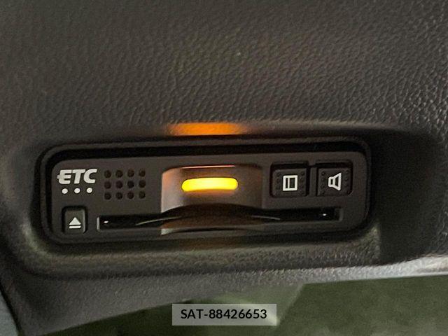 Honda FIT HYBRID 2018-12 8626782-7