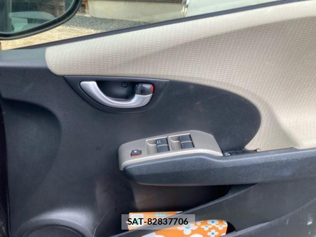 Honda FIT HYBRID 2012-07 8626798-9