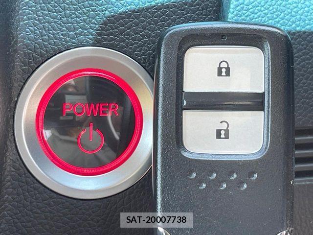Honda FIT HYBRID 2017-10 8626786-6