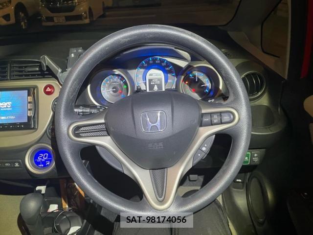 Honda FIT HYBRID 2012-04 8626799-17