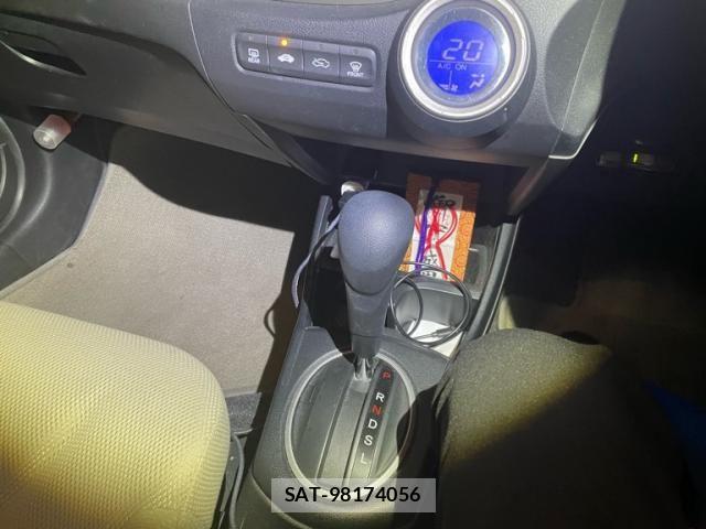 Honda FIT HYBRID 2012-04 8626799-22
