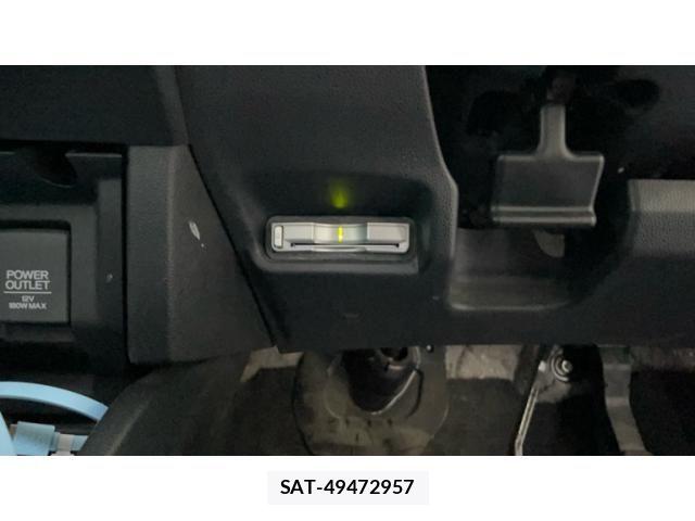 Honda FIT HYBRID 2016-03 8626791-12