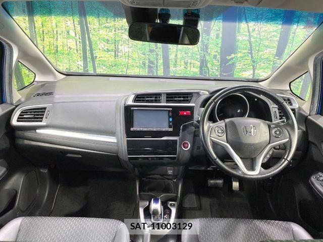 Honda FIT HYBRID 2016-08 8626784-1