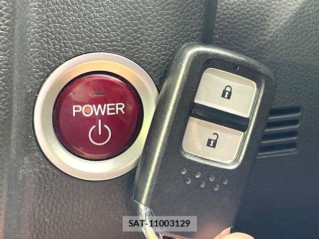 Honda FIT HYBRID 2016-08 8626784-6