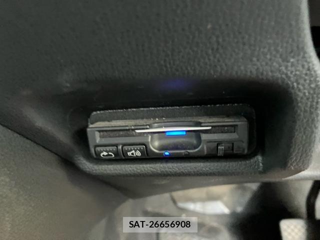 Honda FIT HYBRID 2016-06 8666143-20