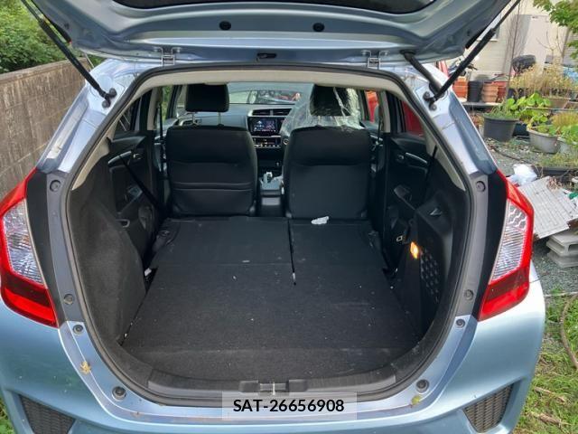 Honda FIT HYBRID 2016-06 8666143-4