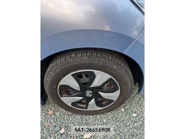 Honda FIT HYBRID 2016-06 8666143-6
