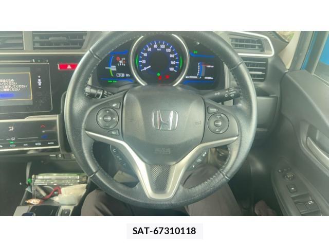 Honda FIT HYBRID 2013-12 8659102-13